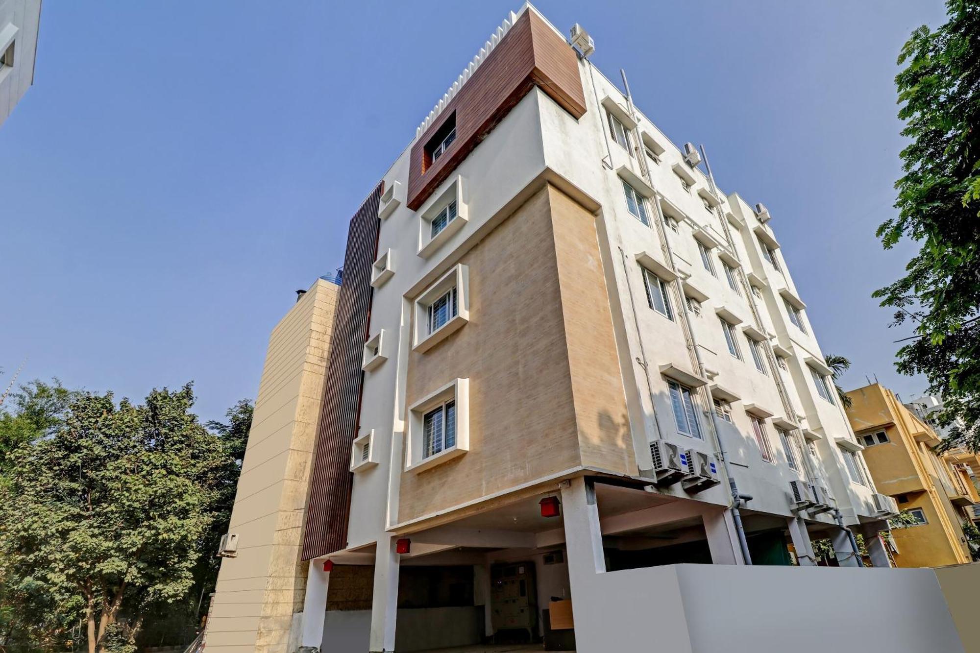 Hotel Oyo Nr Royal Bengaluru Zewnętrze zdjęcie